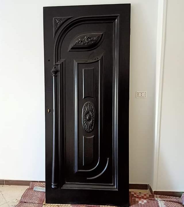 معلم دهان أبواب بالدمام